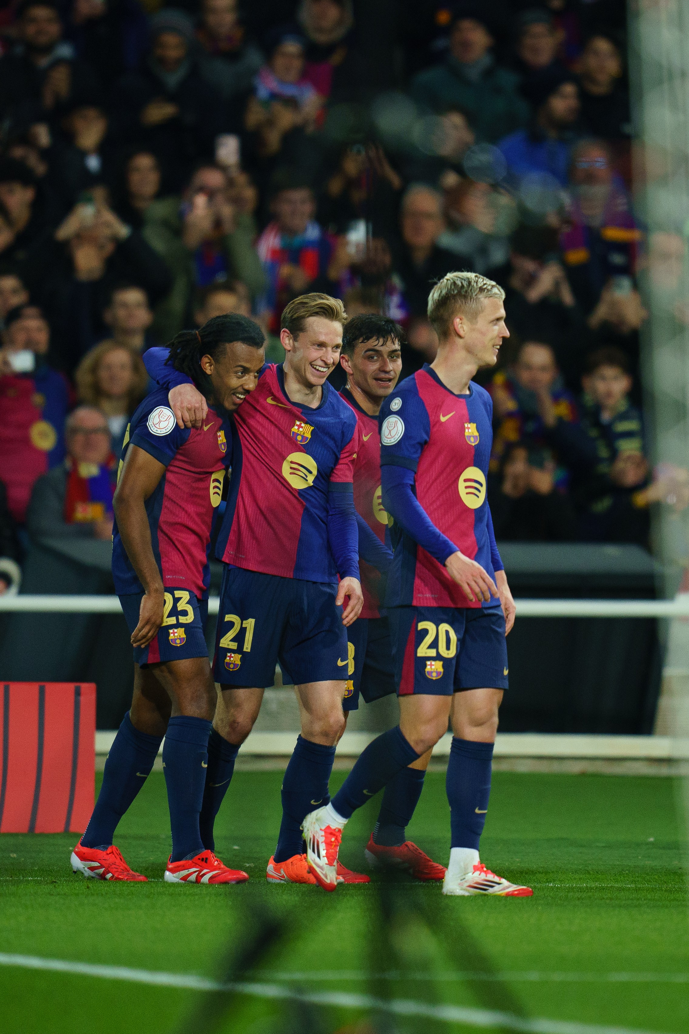 包含巴塞罗那主场告负,球队中场组织力不足的词条 包含巴塞罗那主场告负,球队中场组织力不足的词条