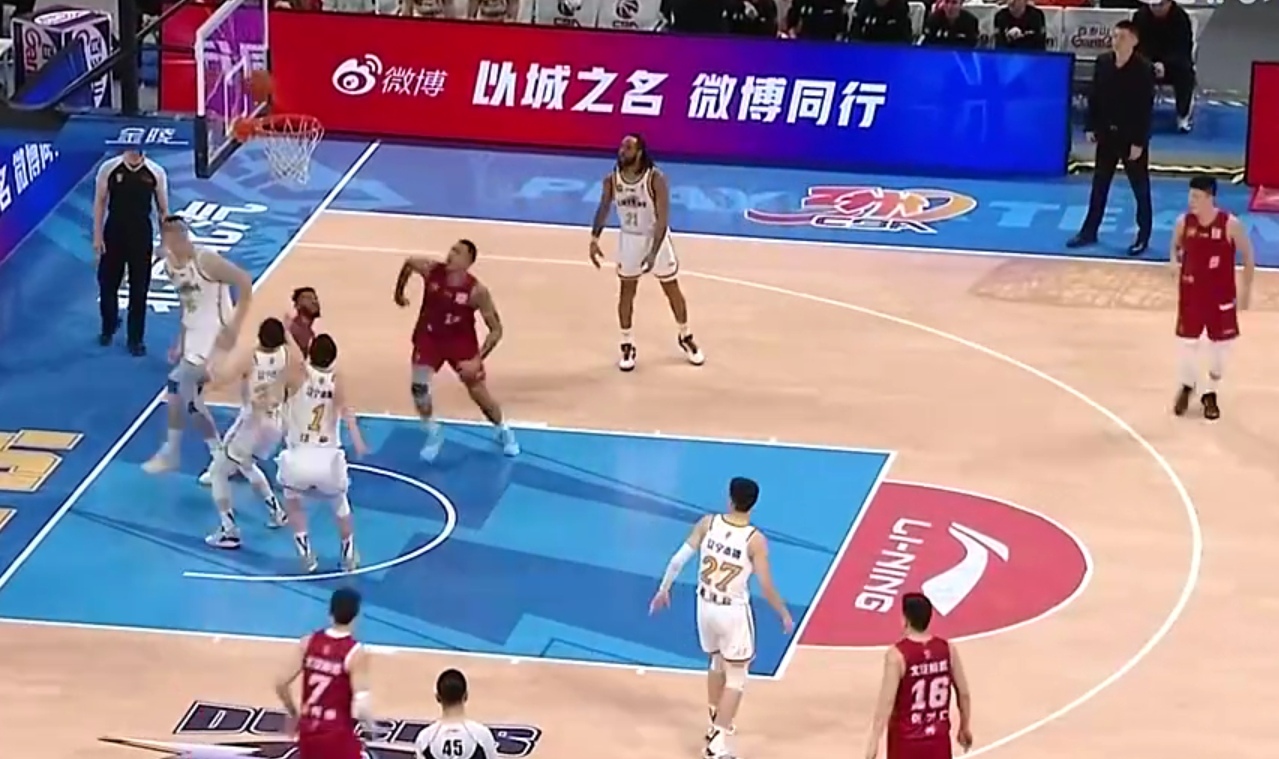 北京男篮主场大胜,展现不可阻挡的势头的简单介绍 北京男篮主场大胜,展现不可阻挡的势头的简单介绍