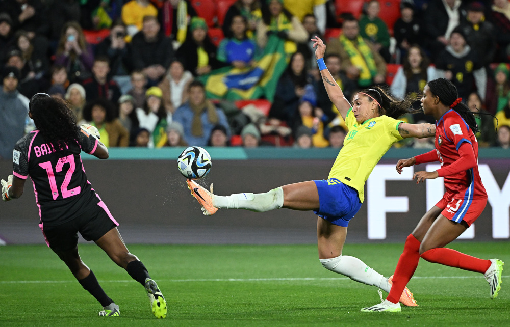 爱游戏官方入口-包含南美舞台:巴西女足载誉挑战法国队的词条