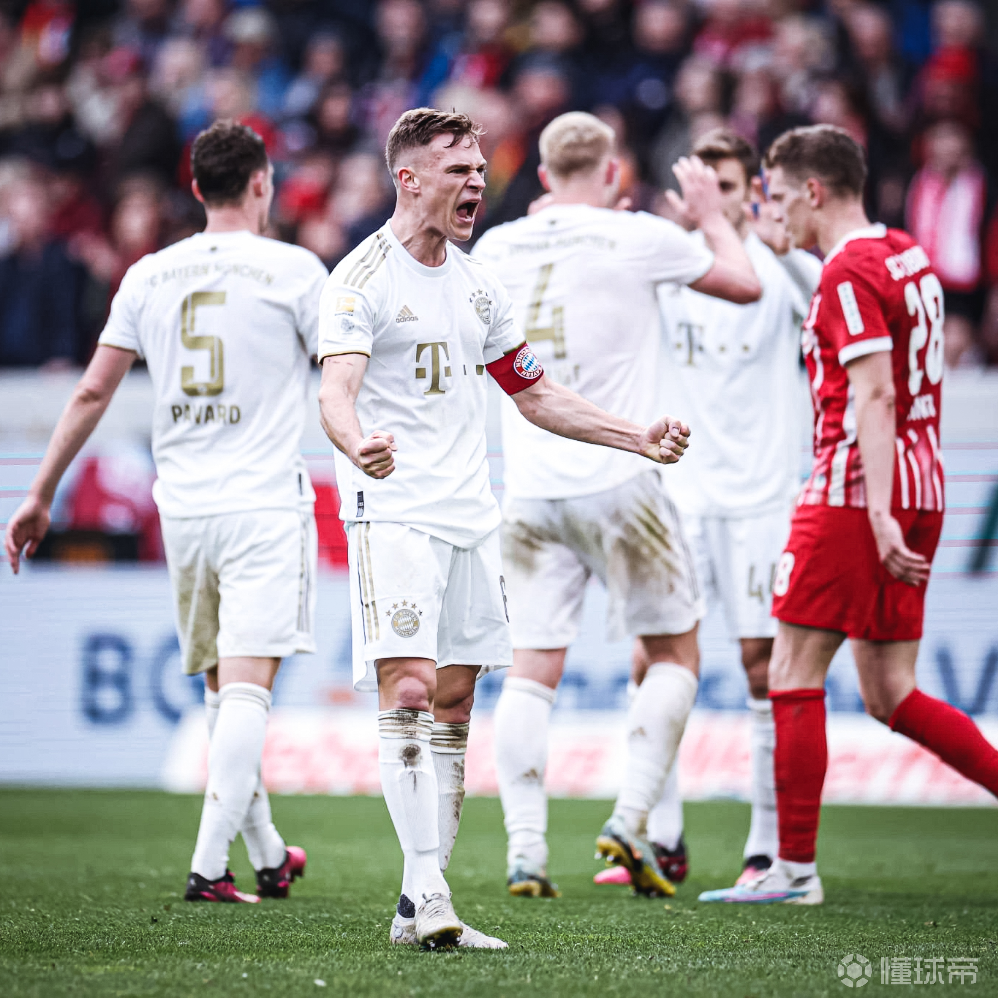 爱游戏-弗赖堡青训球员崭露头角,被视为未来之星