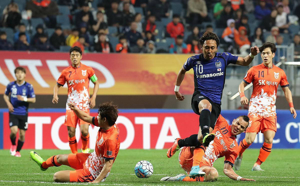 爱游戏体育-广岛三箭再胜一仗,实力得以展现