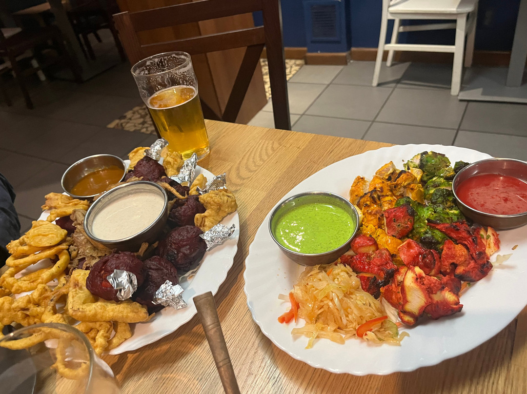 华沙酒吧球迷组织观看科隆与沙尔克的较量