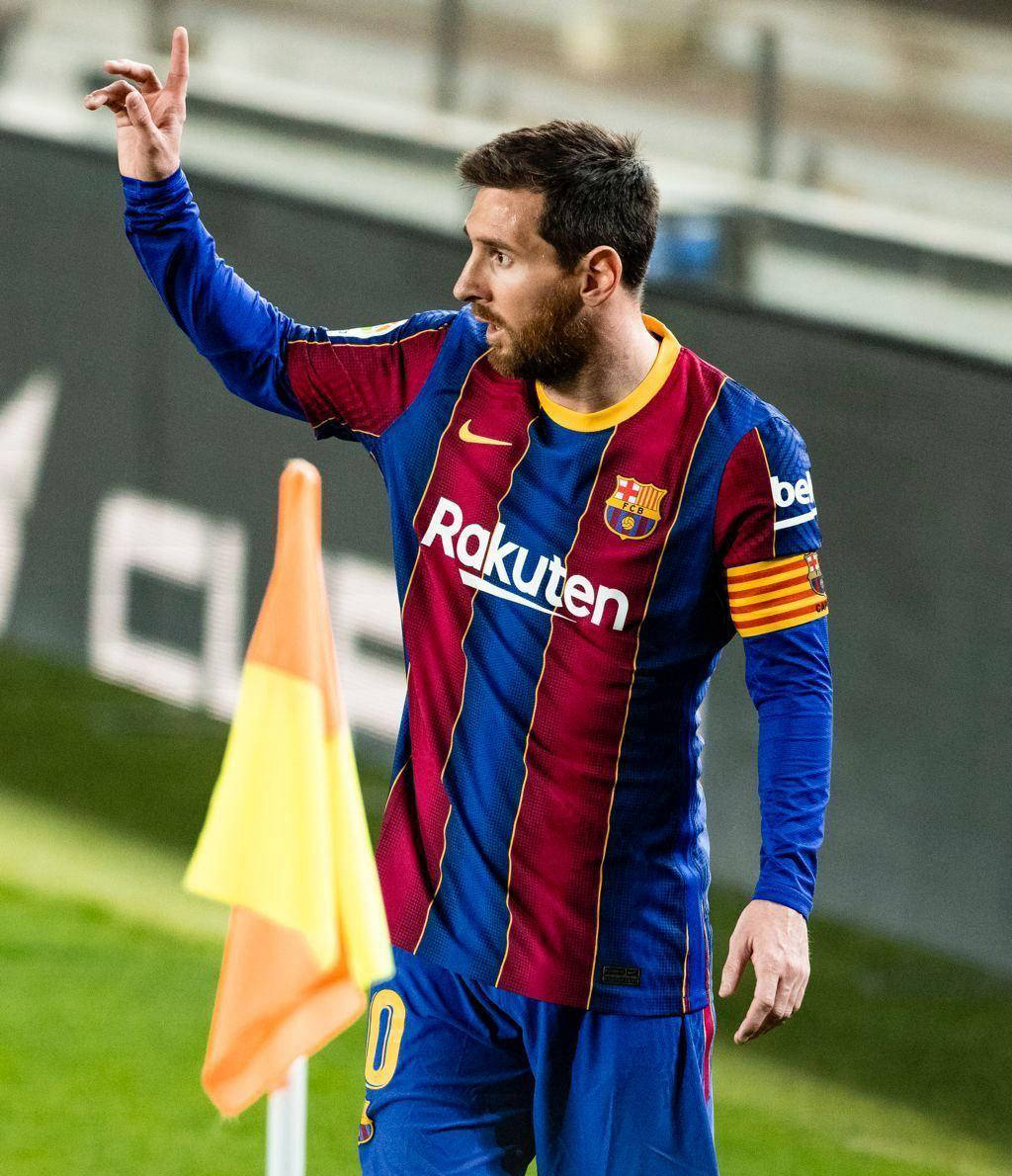 梅西率队轻松取胜，巴萨升至积分榜第三