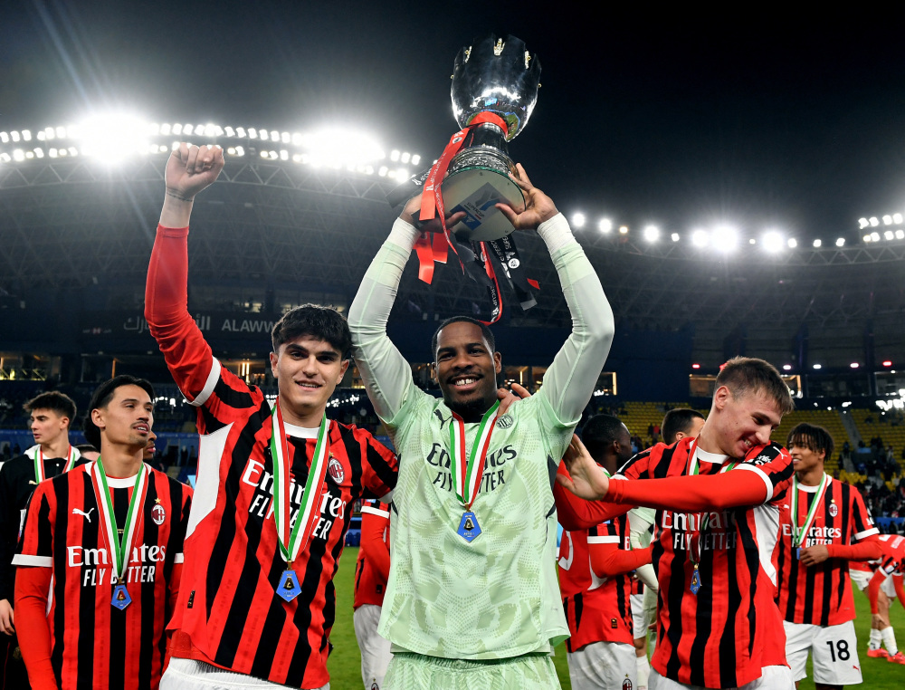 爱游戏体育-意大利国家队成功晋级决赛阶段,备受瞩目的简单介绍