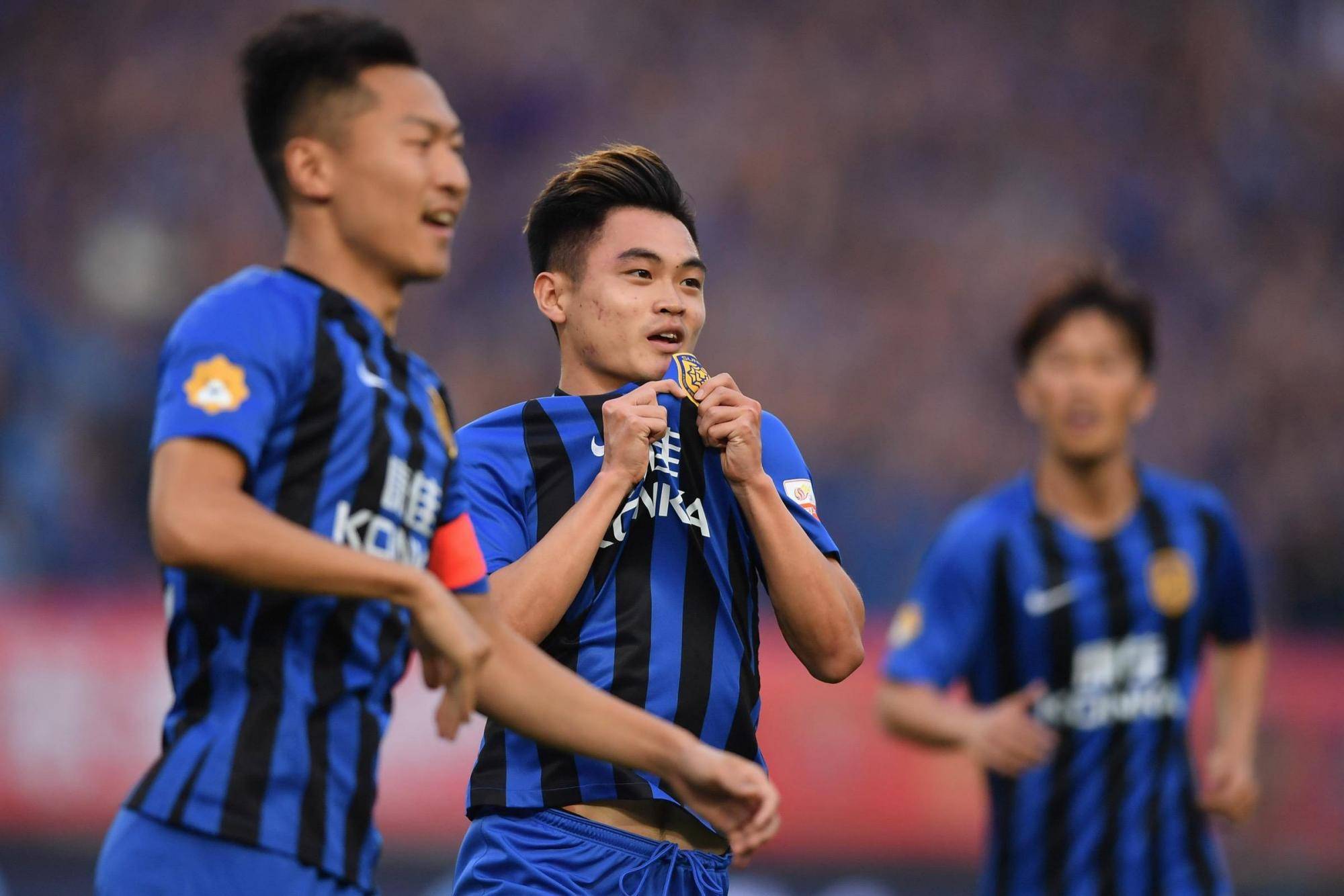 江苏苏宁迎来成都兴城,胜利将为哪一方倾注祝福? 江苏苏宁迎来成都兴城,胜利将为哪一方倾注祝福?