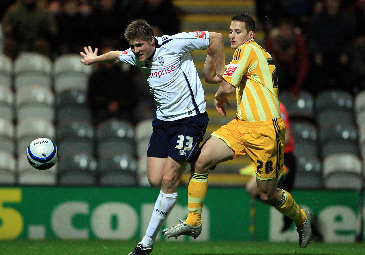 切尔西不敌伯恩茅斯,前进前四遭遇挑战 切尔西不敌伯恩茅斯,前进前四遭遇挑战