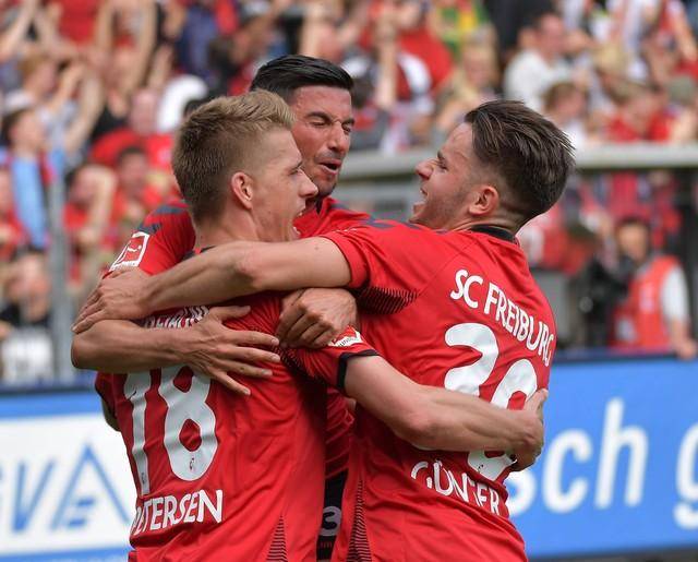 爱游戏下载-柏林竞技客场反击,夺得三分