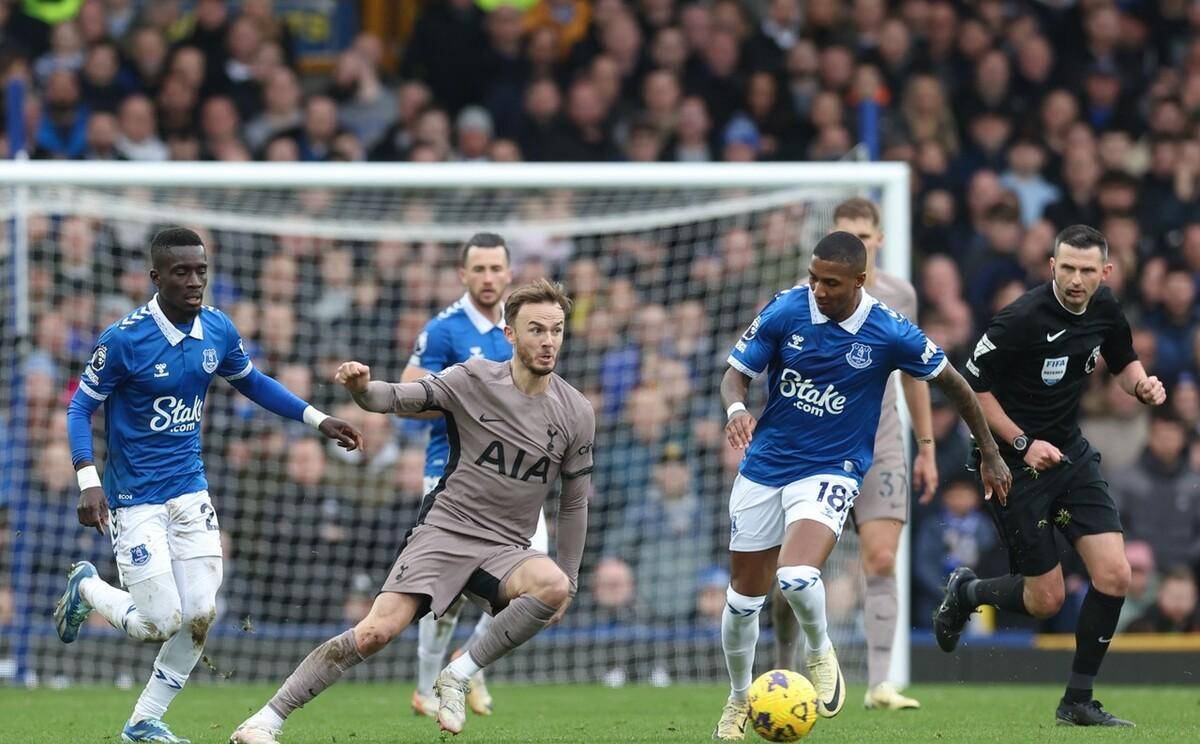 爱游戏大厅-关于亚特兰大后场球员发挥备战英超争夺的信息