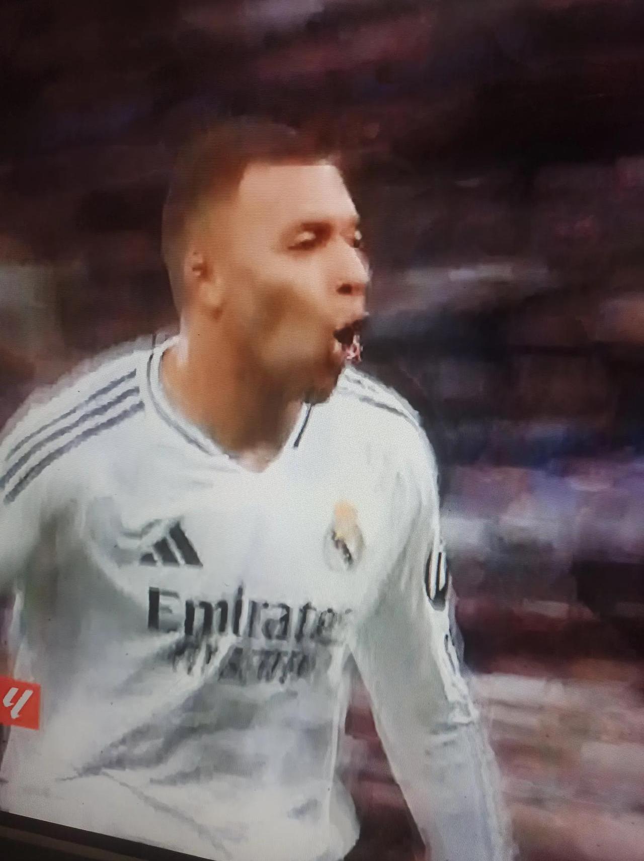 爱游戏大厅-皇马逆转切尔西,取得宝贵三分->皇马逆袭切尔西,抢得宝贵三分的简单介绍