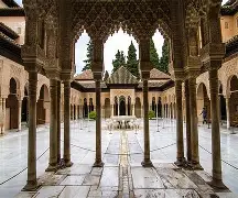 爱游戏入口-格拉纳达豪胜南特:死磕争冠