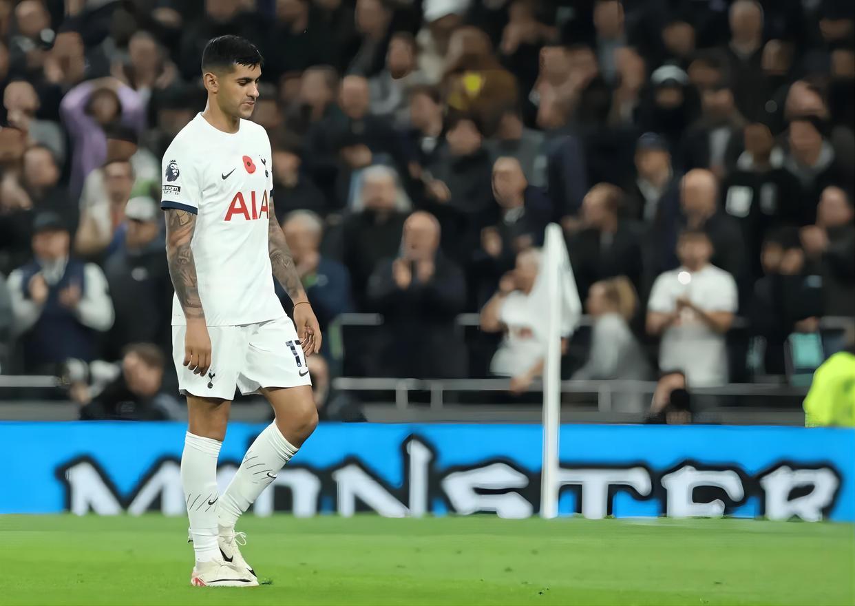 爱游戏-马德里竞技努力冲击冠军,全队士气高昂