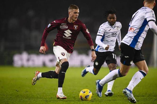 爱游戏官网-意甲赛场谁主沉浮，胜负未定！的简单介绍