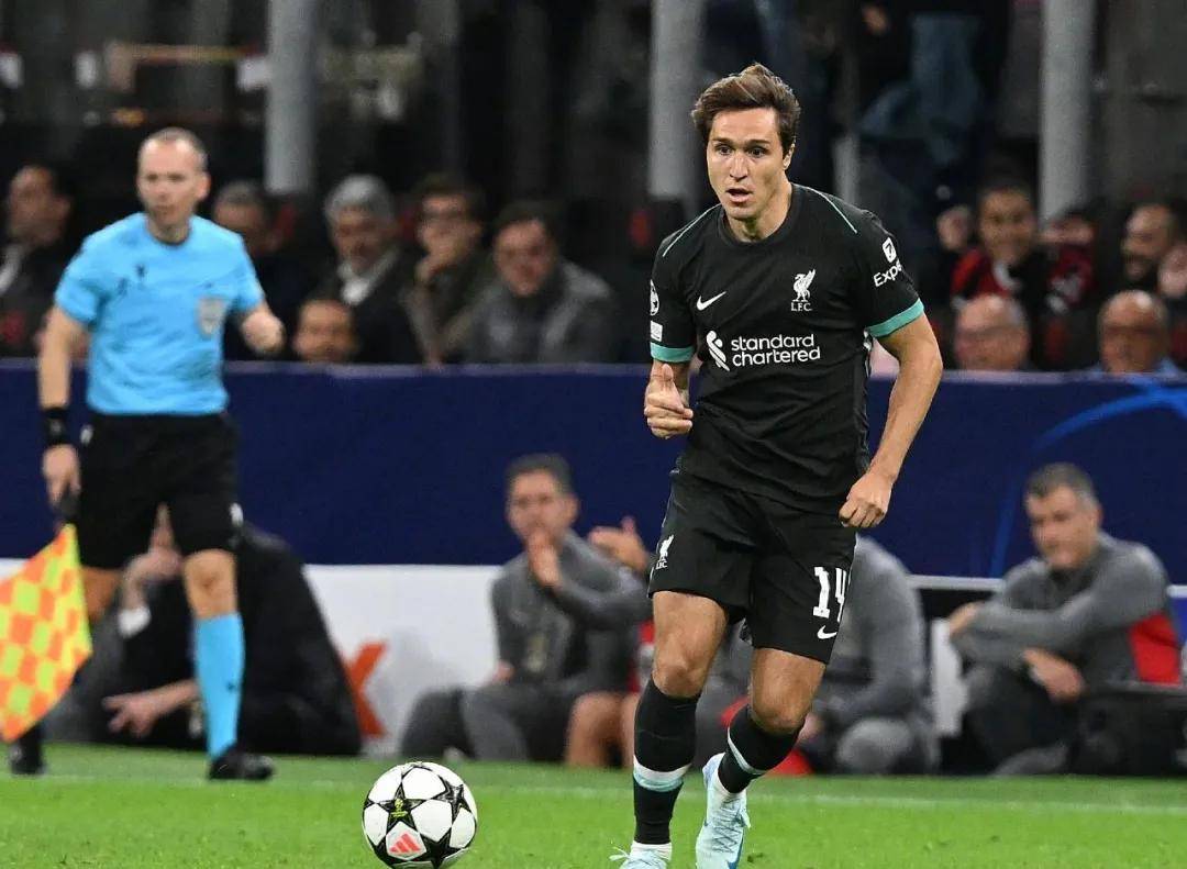 爱游戏下载-利物浦新援表现亮眼！英超新星崭露头角