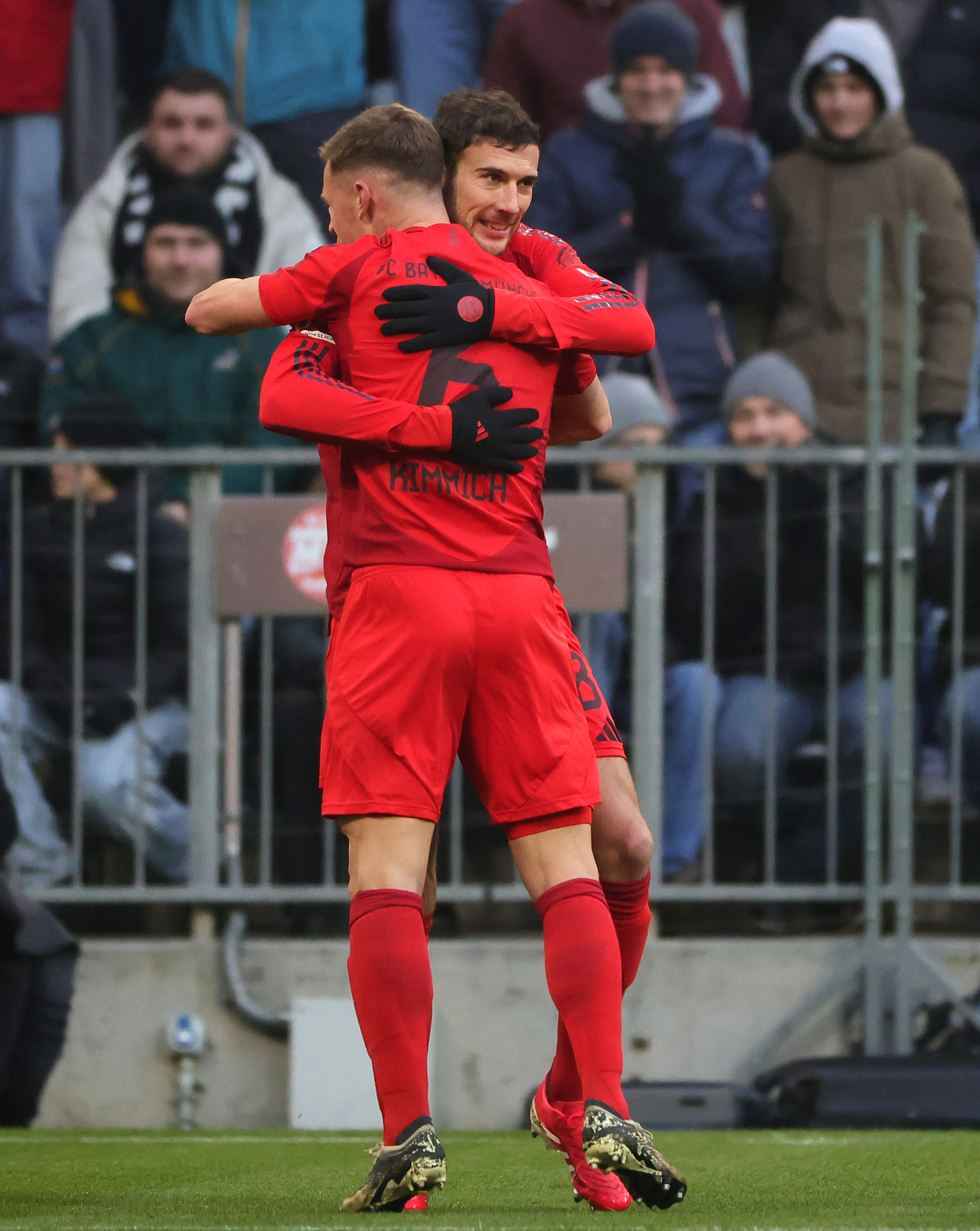 爱游戏tv-沃尔夫斯堡在客场击败对手，暂时领先