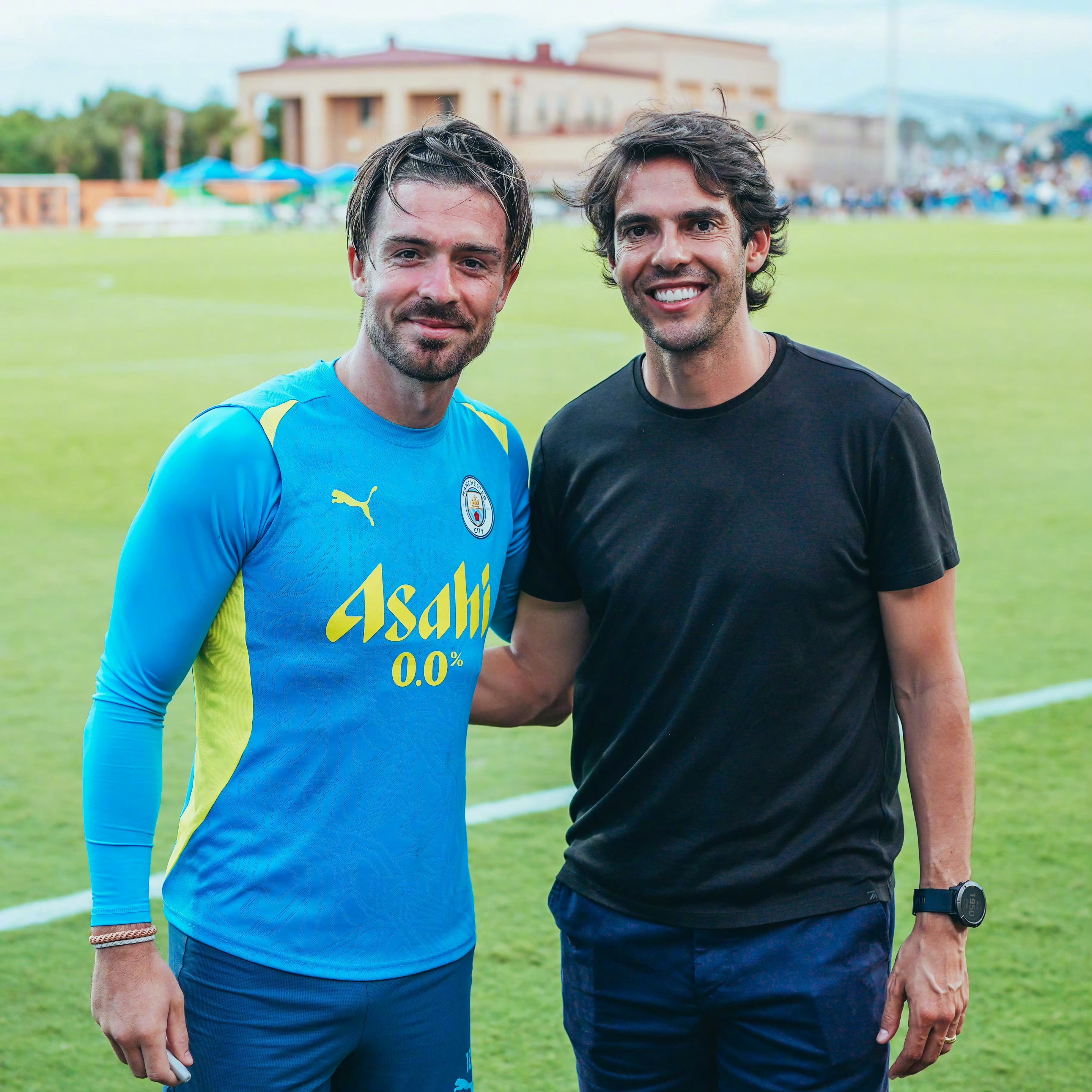 宿将卡卡发挥出色,领衔球队晋级 宿将卡卡发挥出色,领衔球队晋级