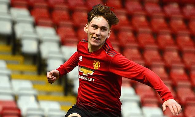 爱游戏入口-包含格陵兰首战负瓦努阿图，后劲不足无缘欧锦赛半决赛的词条