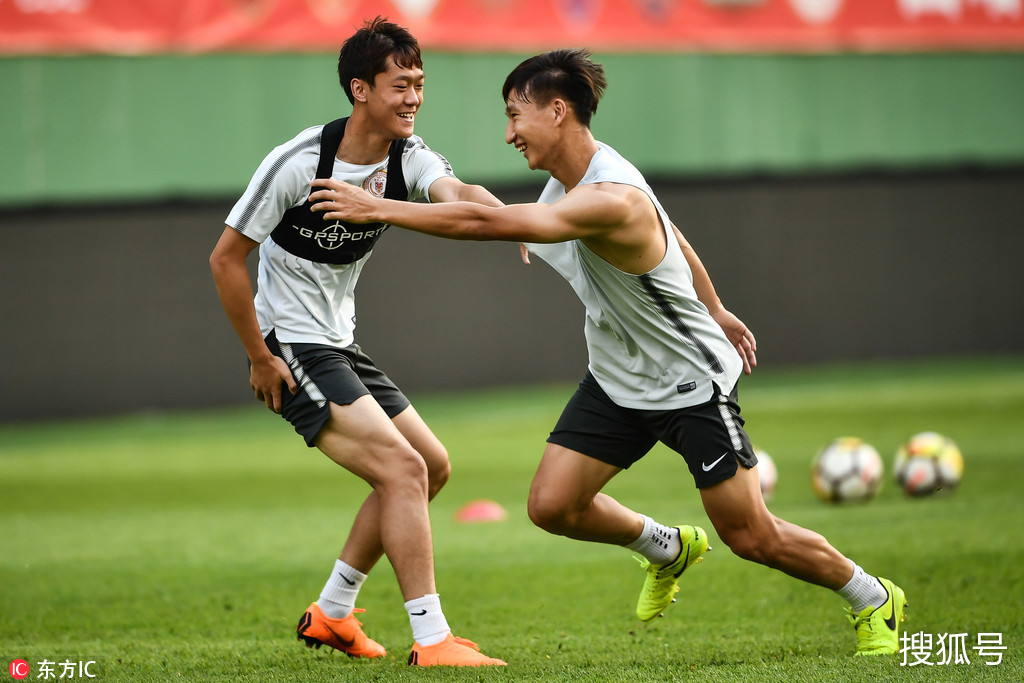 爱游戏娱乐-北京人和球队展现实力，备战联赛