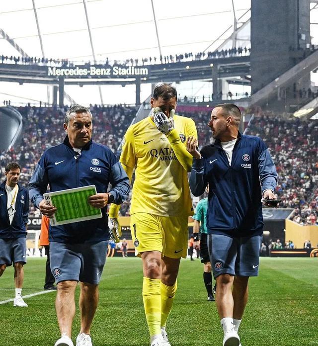 精彩绝伦,球场上的传奇之战 精彩绝伦,球场上的传奇之战