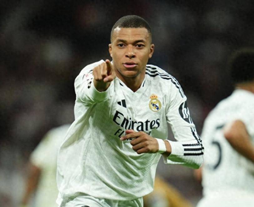 爱游戏在线-卡昂SMC主场告捷，全力冲刺积分榜