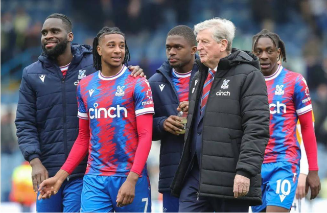 爱游戏tv-阿贾克斯中场维尔纳斯受伤,恐将休战数周